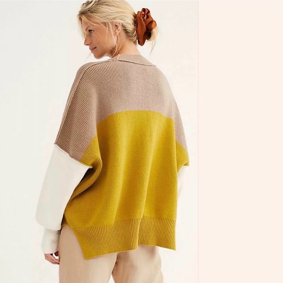 ❌SOLD❌FREE PEOPLE Easy Street Colorblock Oversized Sweater, Medium - Picture 2 of 9